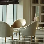 ホテル The 4*