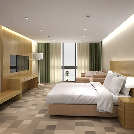 Hotel The 4*